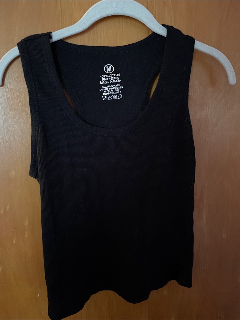 Black Ribbed Tank 🖤 - Picture 10 of 10
